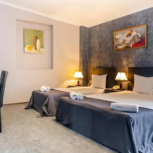 *** Hotel Marlyn Georgia